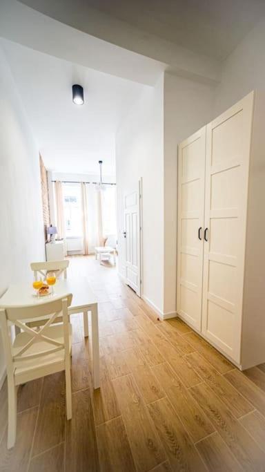 Stylish Apartment In Varšava Exteriér fotografie