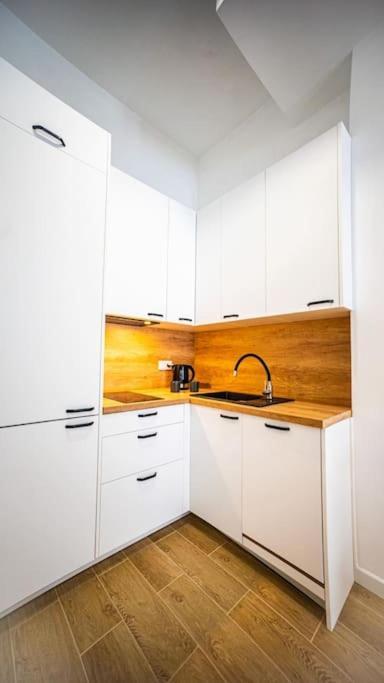 Stylish Apartment In Varšava Exteriér fotografie